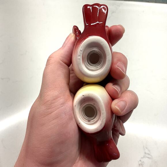 Christmas Cardinals Salt and Pepper Shaker Set Ceramic Glazed - Picture 8 of 10